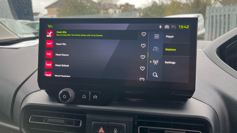 Peugeot Partner Long Diesel 1.5 BlueHDi 100 Professional Plus Van